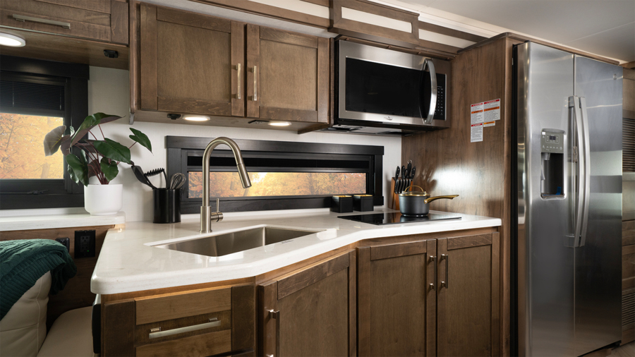 Accolade 37M Kitchen