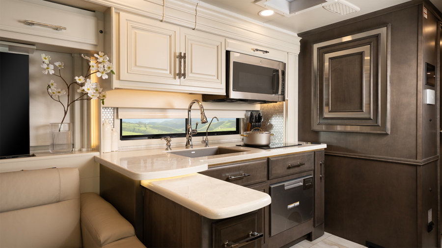 2026 Anthem 44D Kitchen