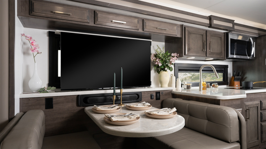 2026 Emblem 36H Dinette