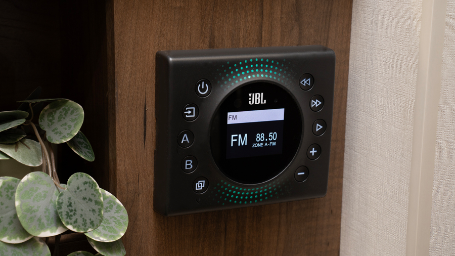 2026 Esteem XL 33F JBL Speaker