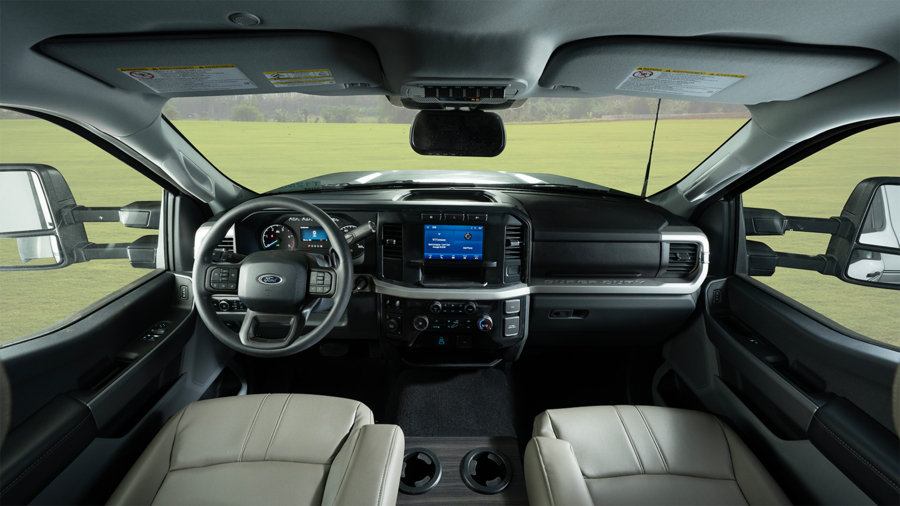 2026 Esteem XL 33F Dash