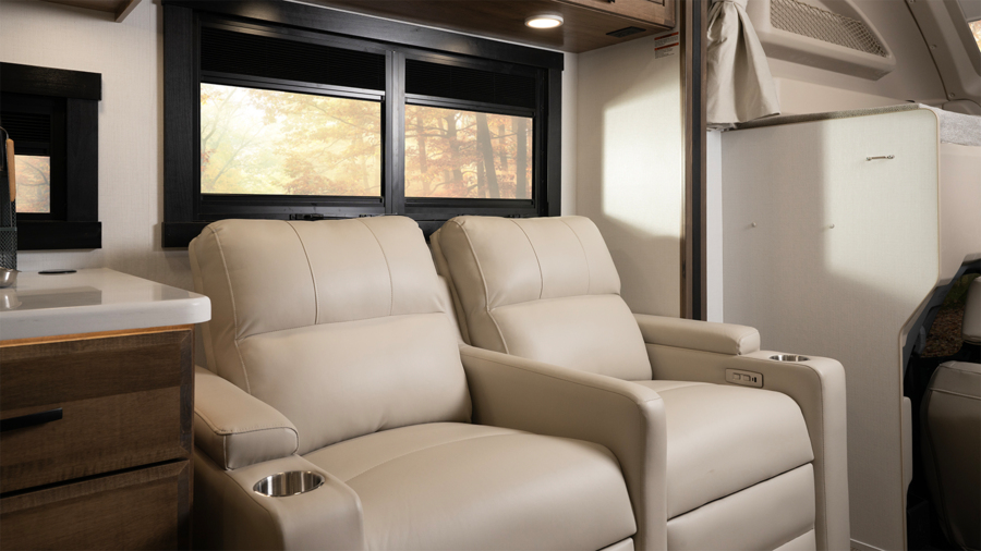 Accolade XT 35L Theatre Seating
