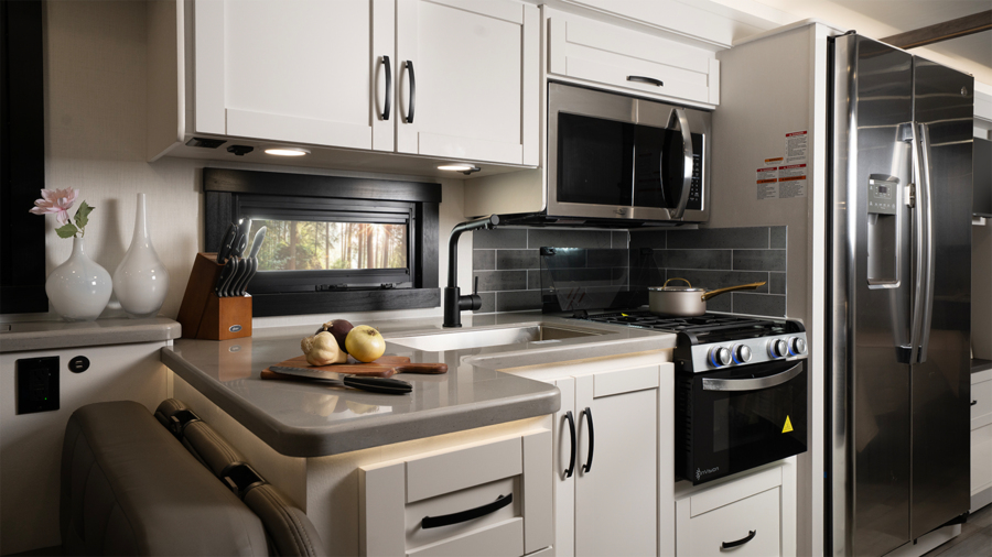 Vision XL 36C Kitchen