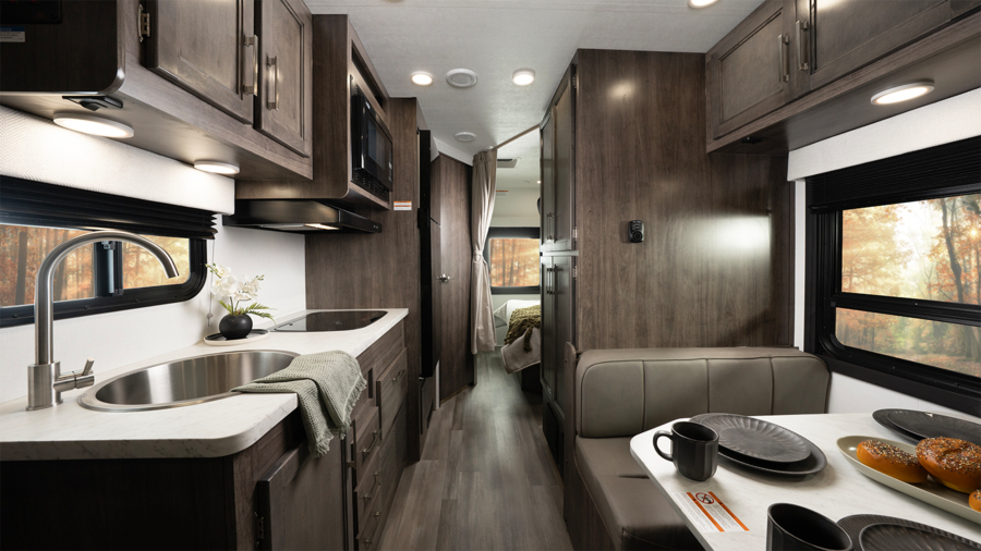 Odyssey SE 22CF Rear Interior